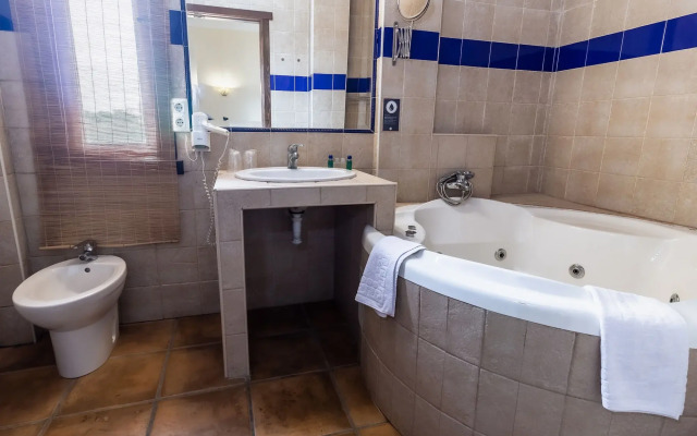 Hosteria Tierrallana by Juypehotel