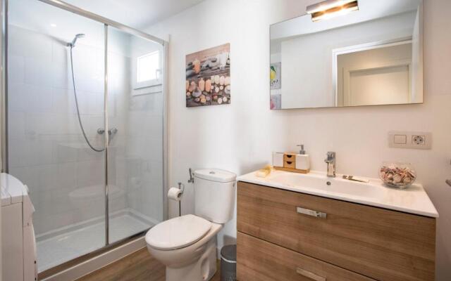 Flower Beach Suite 23