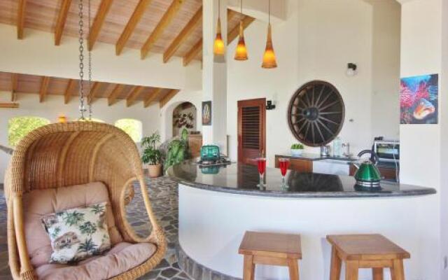 Tropical Hideaway