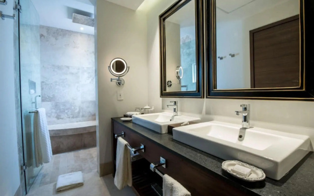 Square Small Luxury Hotel - Providencia