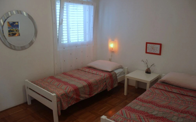 Davor - 20m From sea - A3