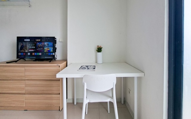 Restful Studio For 2 Pax At Daan Mogot City Apartment – Guest Rooms – Jakarta