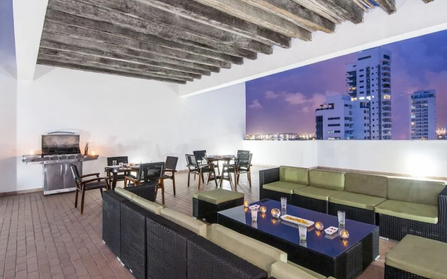 Travelers Suites Orange Cartagena