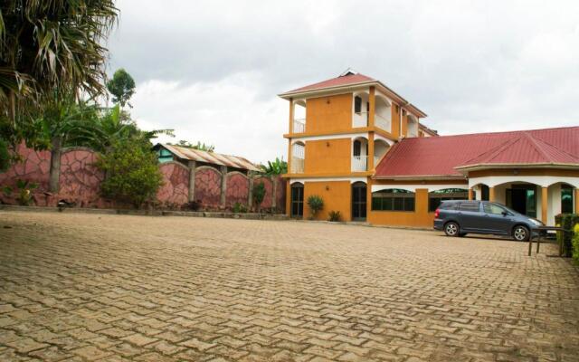 Rays Hotel