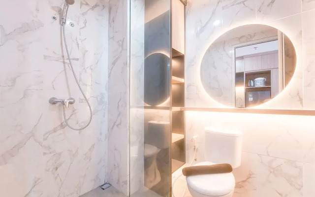 Good Place And Comfy Studio At Anwa Residence Apartment