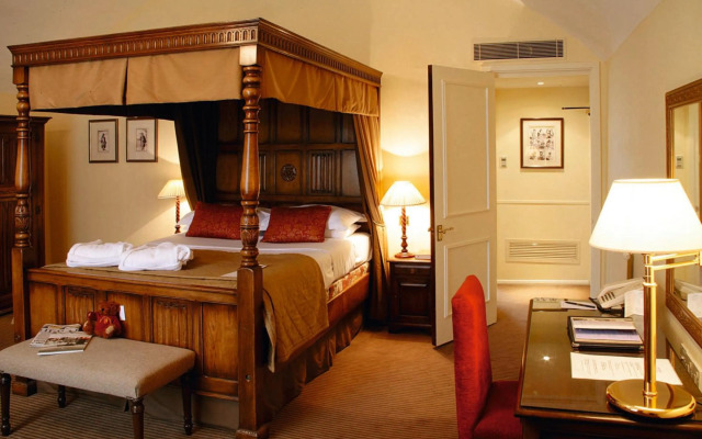 Macdonald Alveston Manor Hotel & Spa