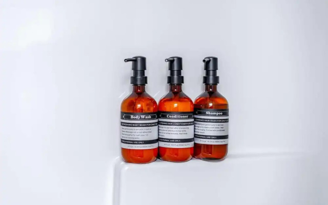 Prime Location Clean Top Rated Free Parking