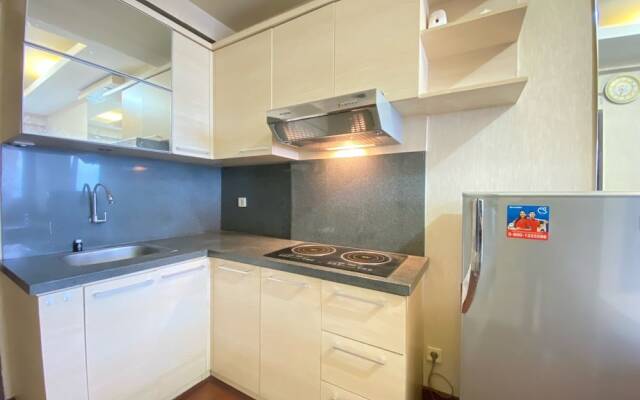 Cozy And Spacious 2Br At Suites @Metro Apartment