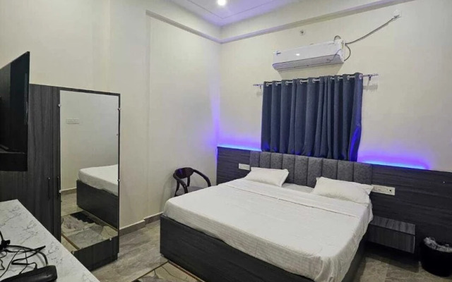 Raghupati Raghav Raja Ram Inn