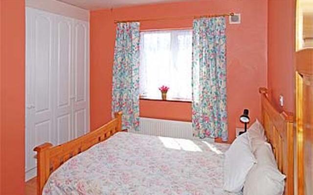 Friary Downs House & Apartment