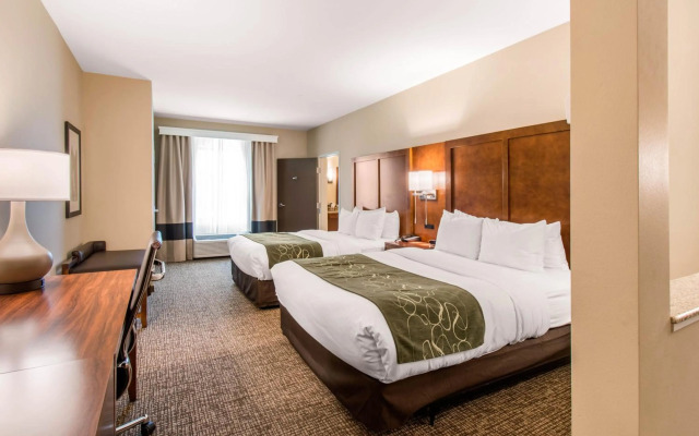 Comfort Suites Denver near Anschutz Medical Campus