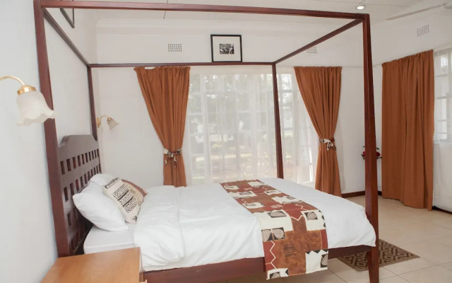 Adlib Executive Lodge