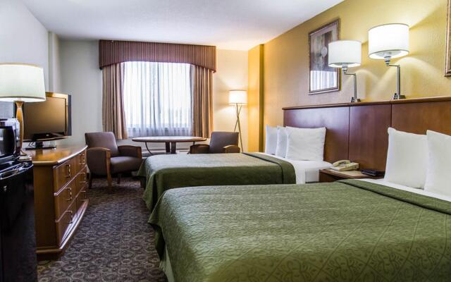 Quality Inn & Suites Near the Theme Parks