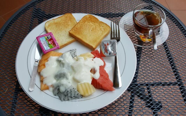 New iHouse Hotel - Hostel