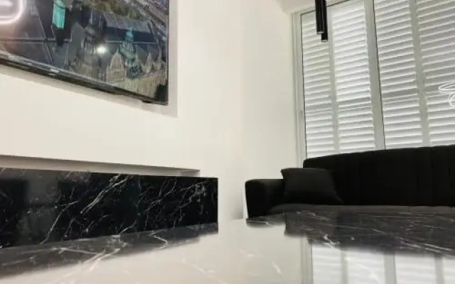 New! luxus- Best suit 2 minutes fromTel Aviv