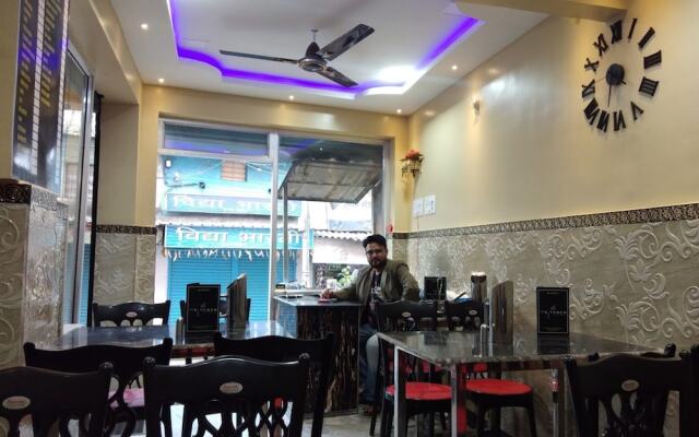 Hotel Mukta