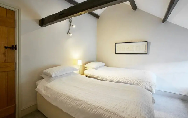 Host Stay Derwent