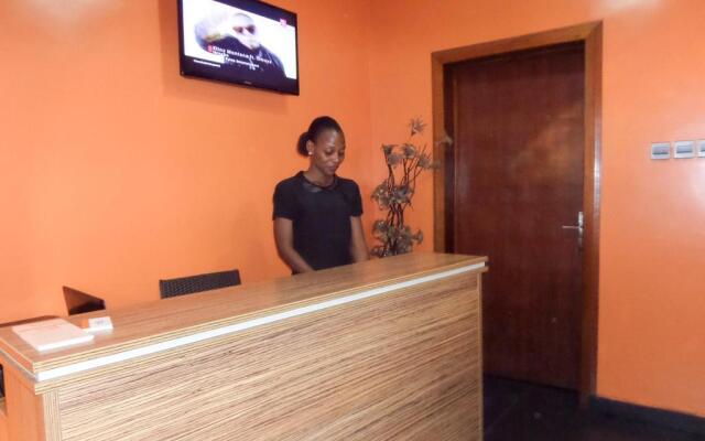 Precinct Comfort Services, Surulere