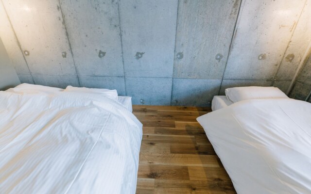 mizuka Nakasu 3 - unmanned hotel -