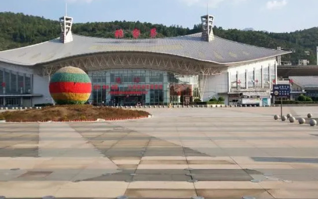 City Comfort Inn (Zhangjiajie Railway Station Tianmen Mountain)