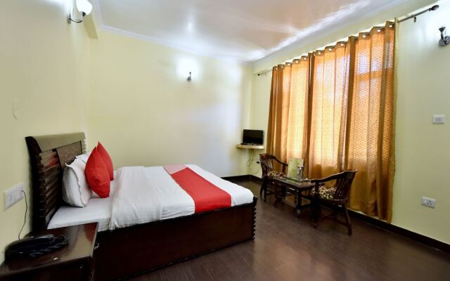OYO 11645 Hotel Japika Inn