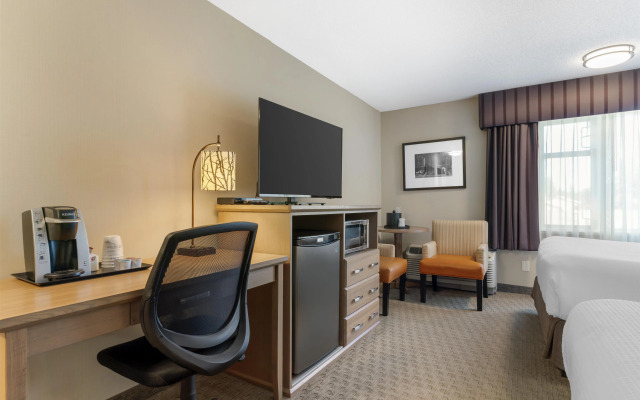 Best Western Plus Country Meadows Inn