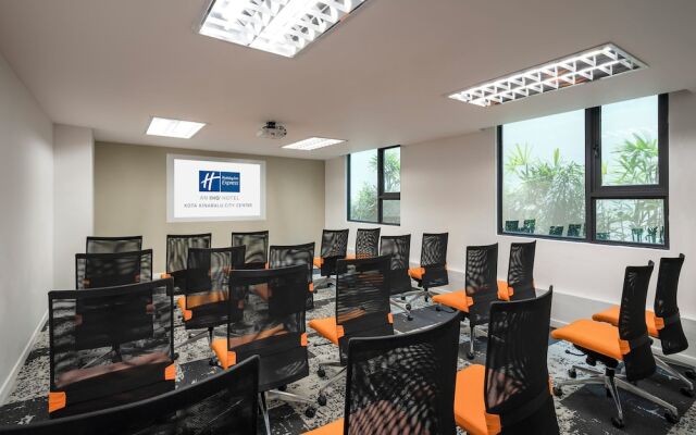 Holiday Inn Express Kota Kinabalu City Centre by IHG
