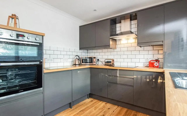 Flat 1, 69 Macewen Drive