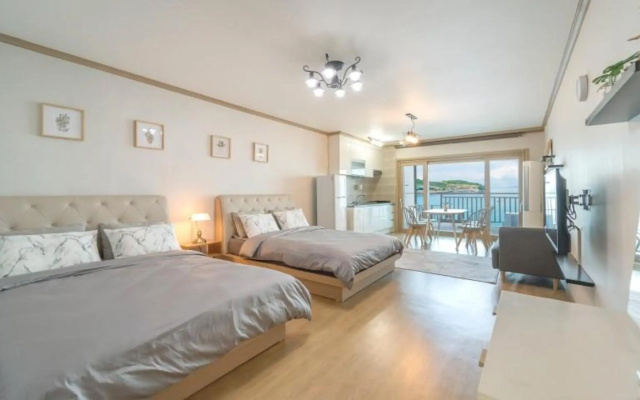 Yeosu Blue Marine Pension