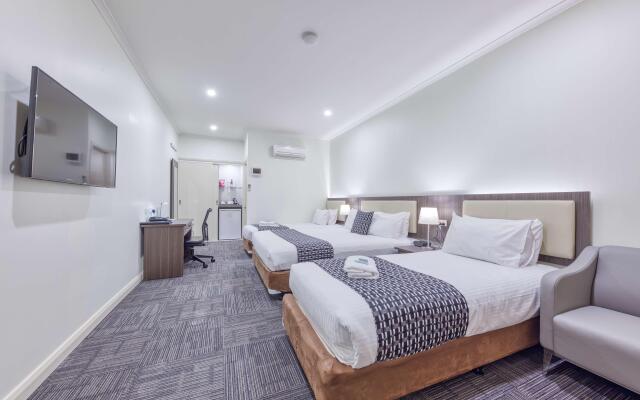 Best Western Airport Motel and Convention Centre