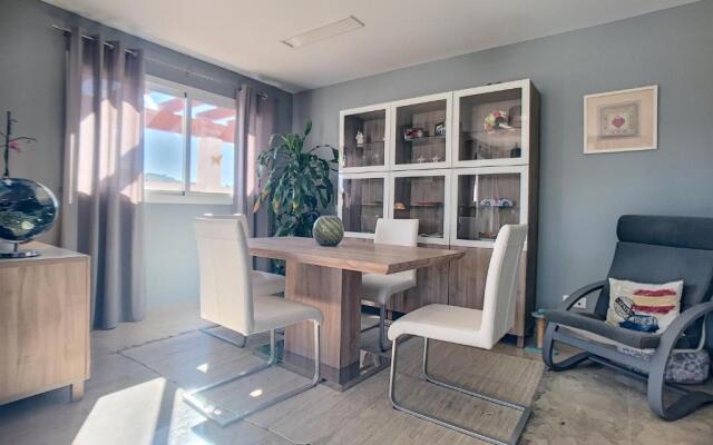 2253-Amazing penthouse, huge terrace, golf view