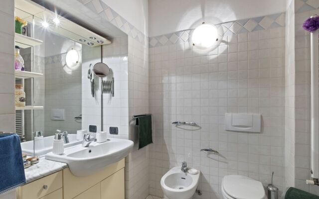 Charming Holiday Home in Iseo With Terrace