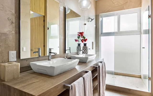 Panoramic Hot Tub Oceanview Penthouse