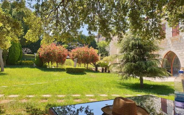 Theodos Lodge Hotel By Hansa