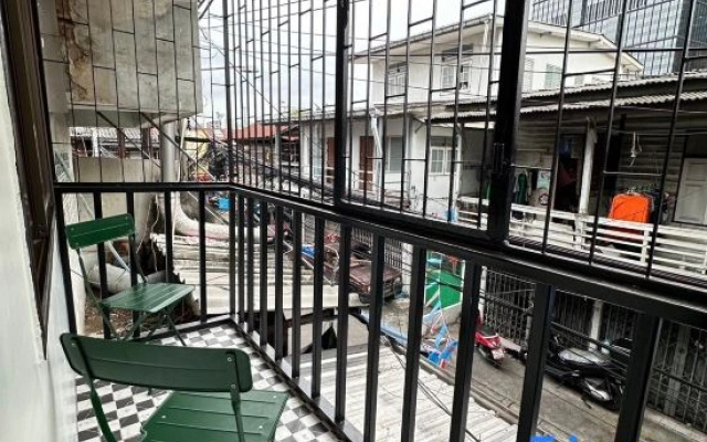 Twenty-one Bkk House