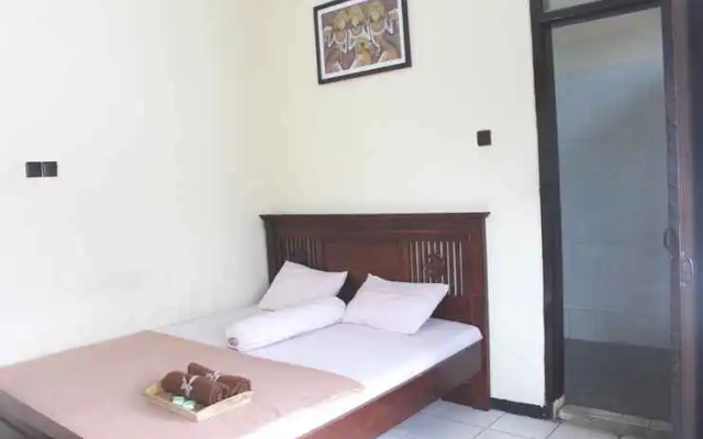 Hotel Ragil Kuning