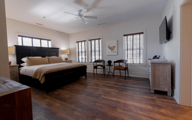 The Blowing Rock Manor