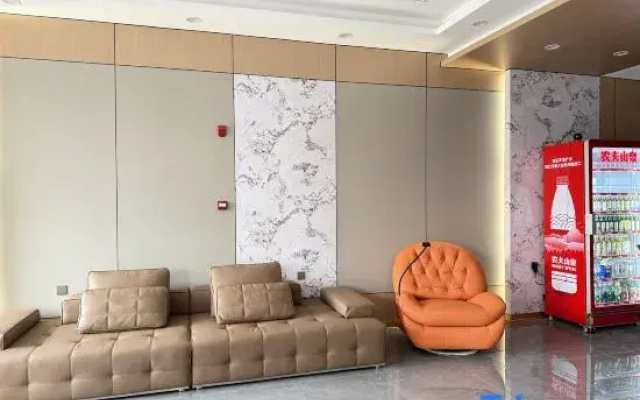 Huayue Hotel (Linggao County Government Branch)