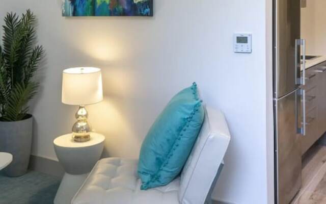 Marketplace Suites