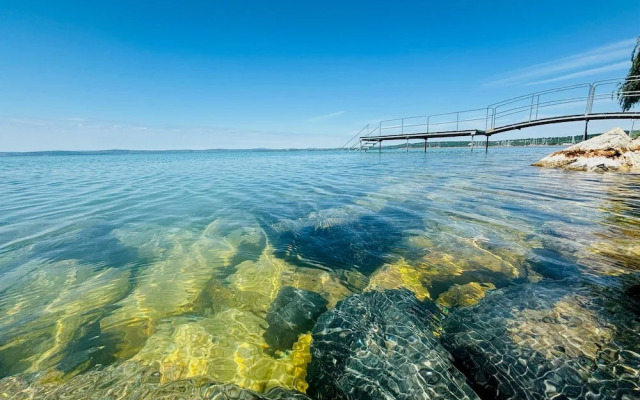 Világos Hotel Balatonvilágos