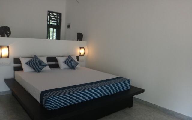 Seagulls Beach & Garden Cabanas