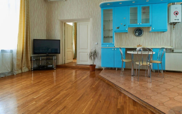 Home-Hotel Bohdana Hmelnitskogo 29-2