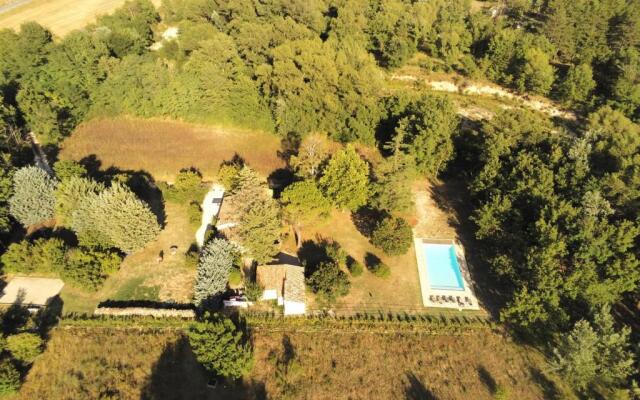 Lou Vergié Maison Provencale au pied du Luberon