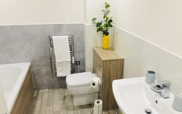 1 & 2 Bedroom Shield House Apartments Sheffield Centre