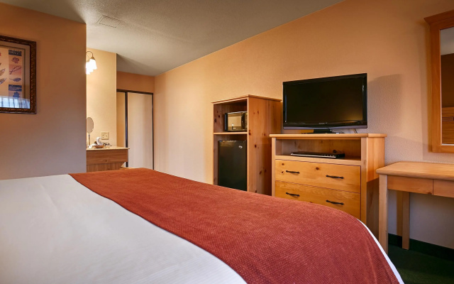 Best Western Plus Hartford Lodge