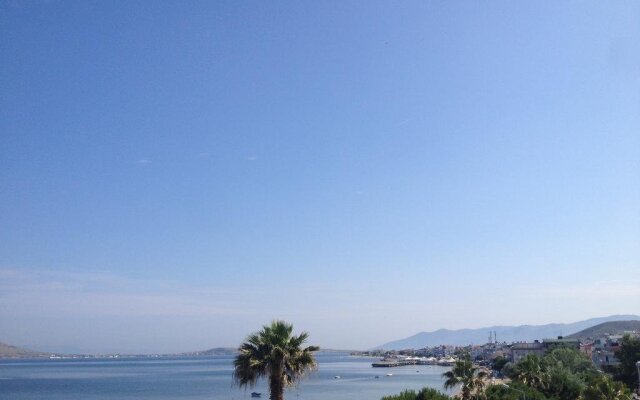 Yarar Hotel