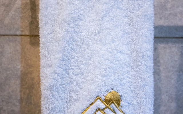 Pyramids Sunrise Inn