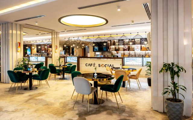 Mercure Dubai Barsha Heights Hotel Suites And Apartments