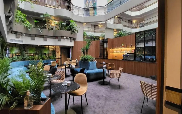 Hotel Paris Neuilly