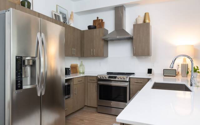 Lllume Posh Gulch View Penthouse Nash.pad 2 Bedroom Condo